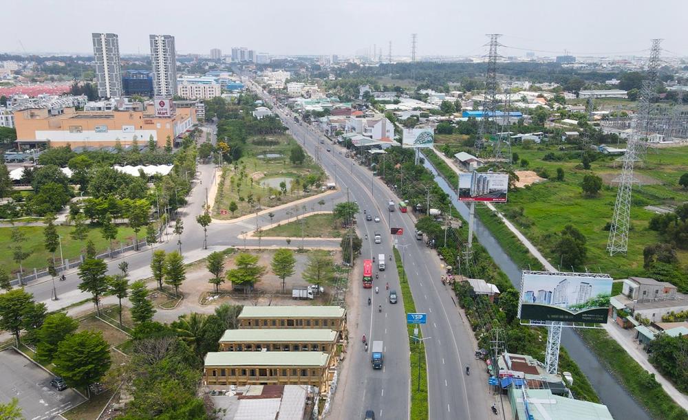 Nhiều cung đường ở Thuận An đang được mở rộng Nhiều cung đường ở Thuận An đang được mở rộng